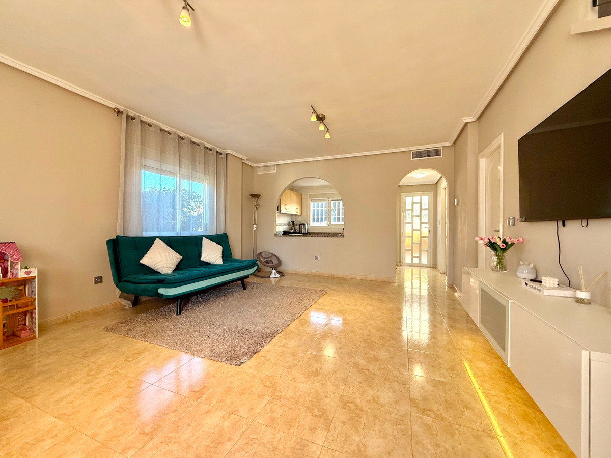 Se vende Pareada de 3 dormitorios en Costa Blanca, Alicante, España