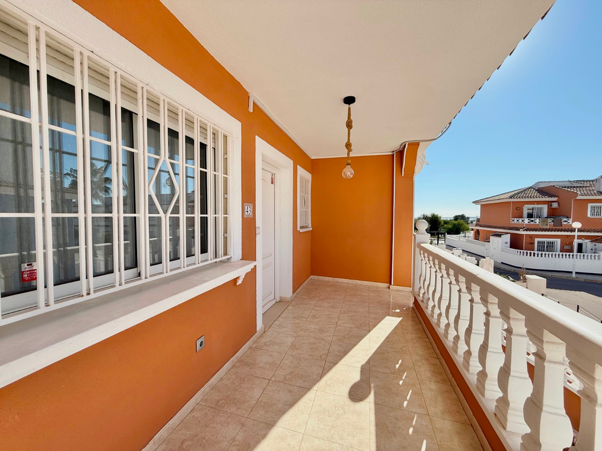 Se vende Pareada de 3 dormitorios en Costa Blanca, Alicante, España