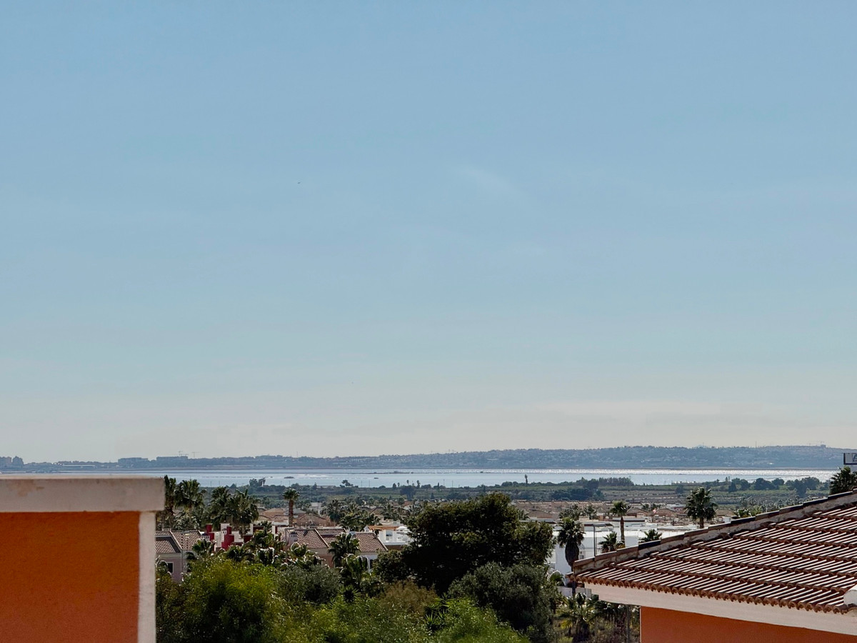 Se vende Pareada de 3 dormitorios en Costa Blanca, Alicante, España