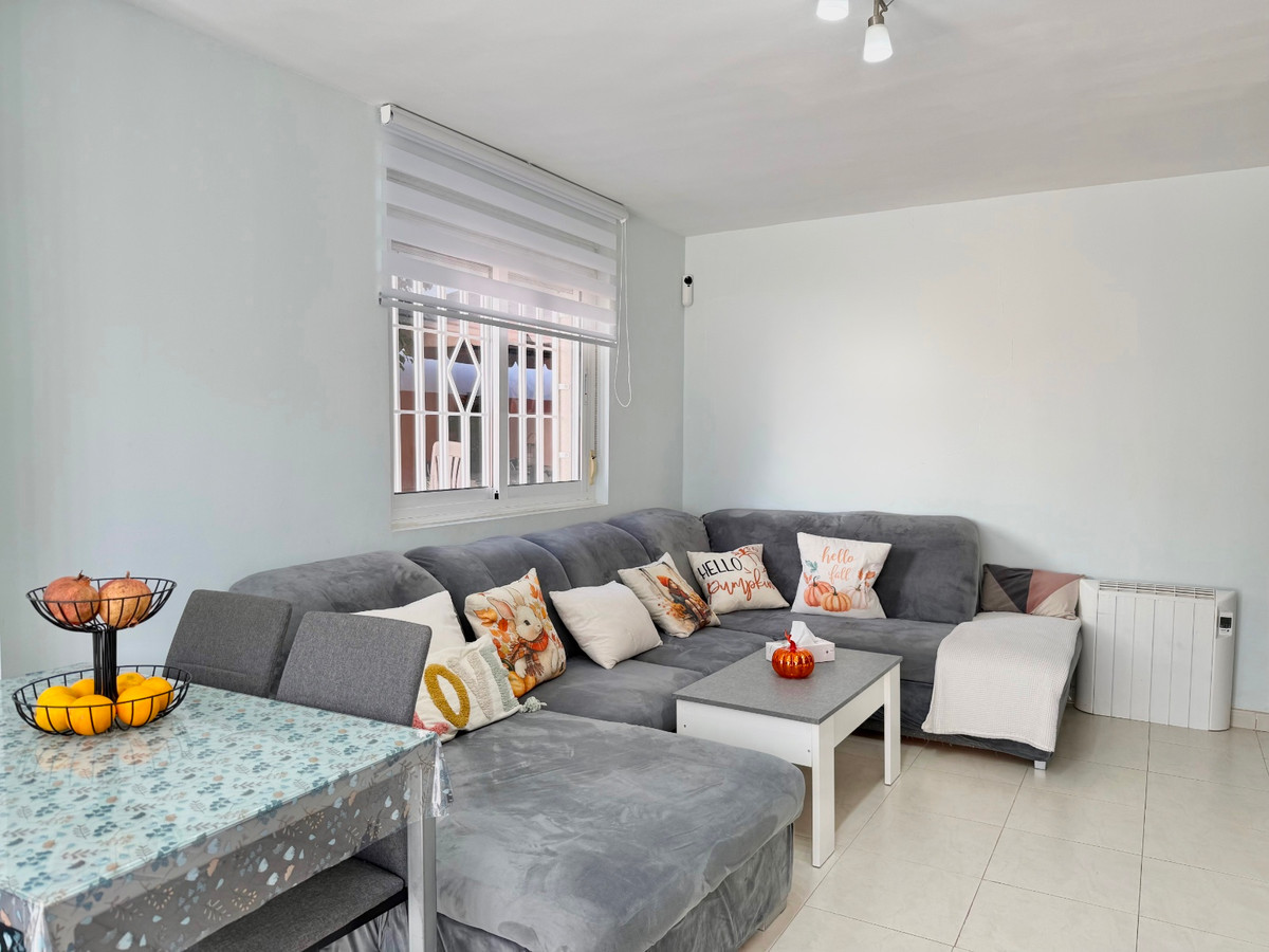 Se vende Pareada de 3 dormitorios en Costa Blanca, Alicante, España