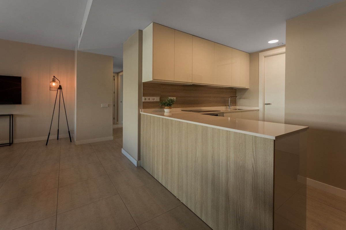 3 Bed Apartment for sale in Estepona Costa Del Sol, Málaga, Spain