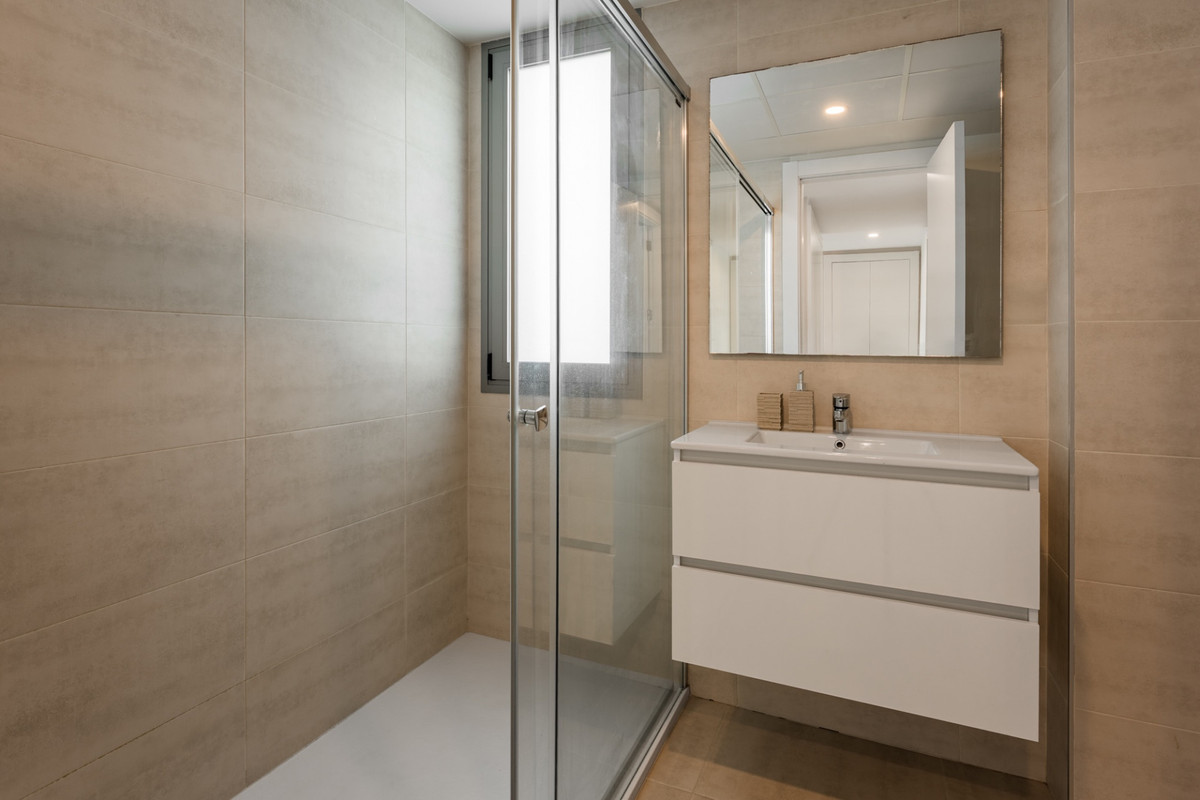 3 Bed Apartment for sale in Estepona Costa Del Sol, Málaga, Spain