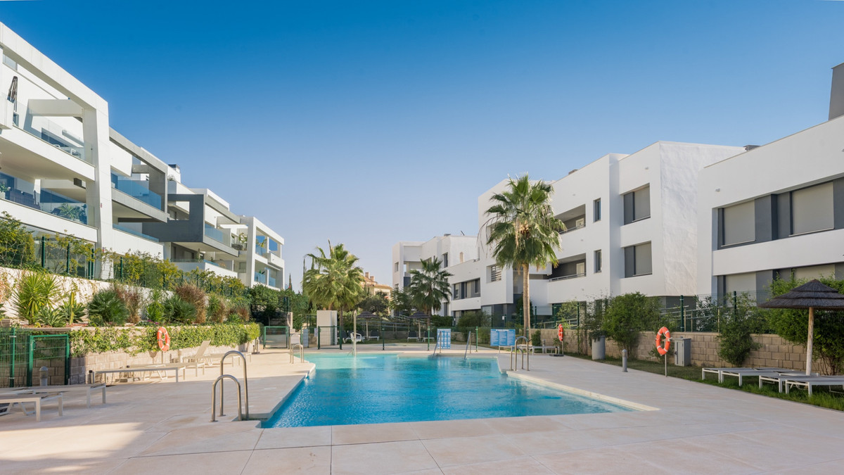 3 Bed Apartment for sale in Estepona Costa Del Sol, Málaga, Spain