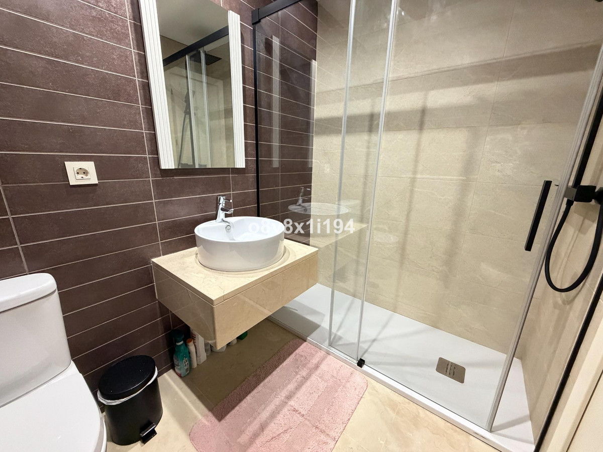 3 Bed Apartment for sale in Estepona Costa Del Sol, Málaga, Spain