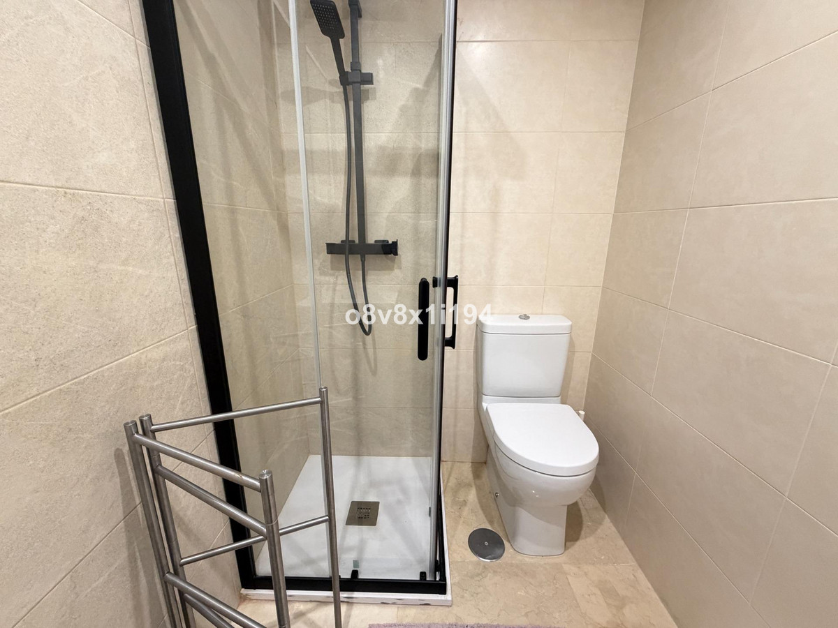 3 Bed Apartment for sale in Estepona Costa Del Sol, Málaga, Spain