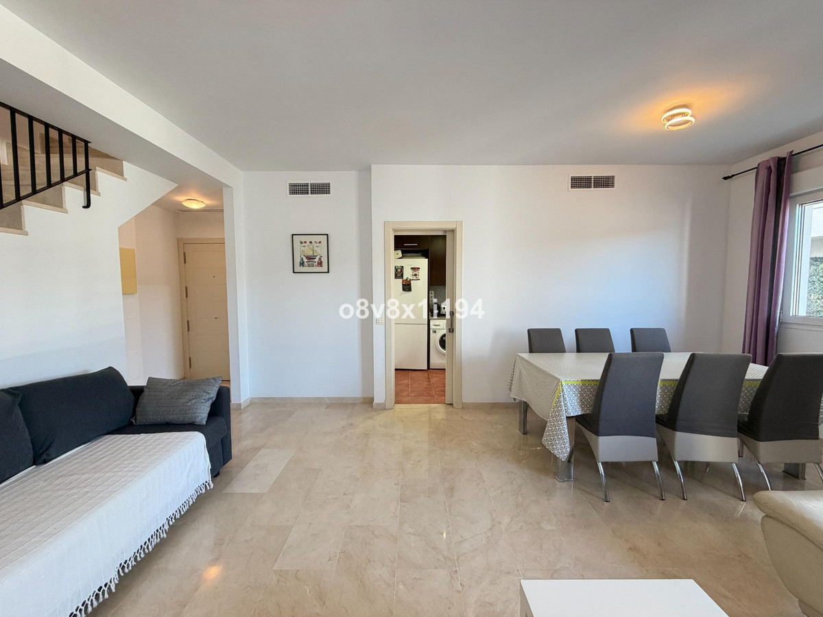 3 Bed Apartment for sale in Estepona Costa Del Sol, Málaga, Spain