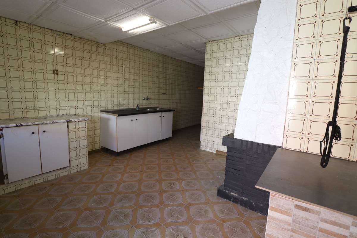Se vende Bungalow de 4 dormitorios en Costa Blanca, Alicante, España
