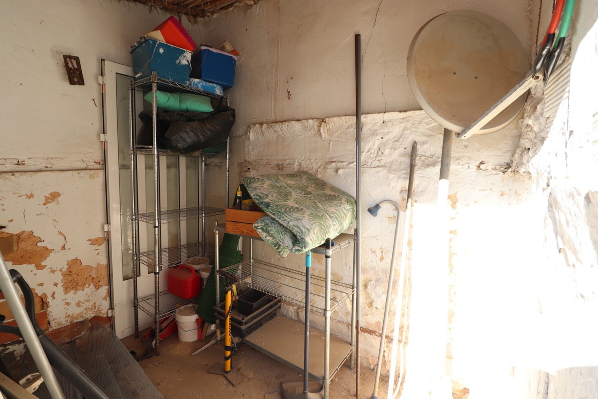 Se vende Bungalow de 4 dormitorios en Costa Blanca, Alicante, España