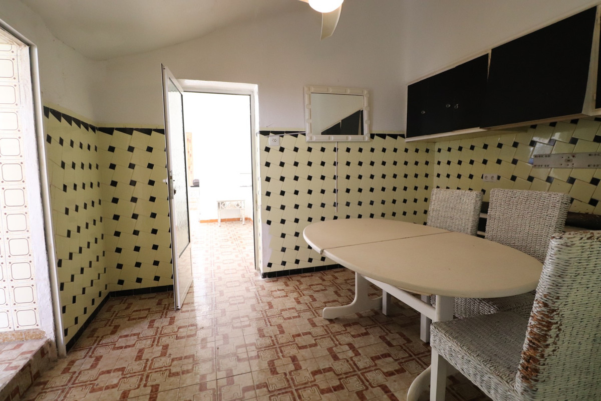 Se vende Bungalow de 4 dormitorios en Costa Blanca, Alicante, España