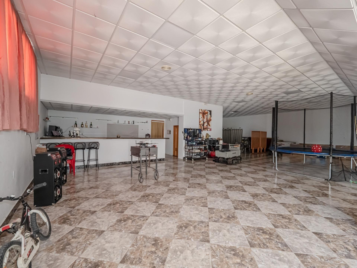 Se vende Local comercial  en Costa Del Sol, Málaga, España
