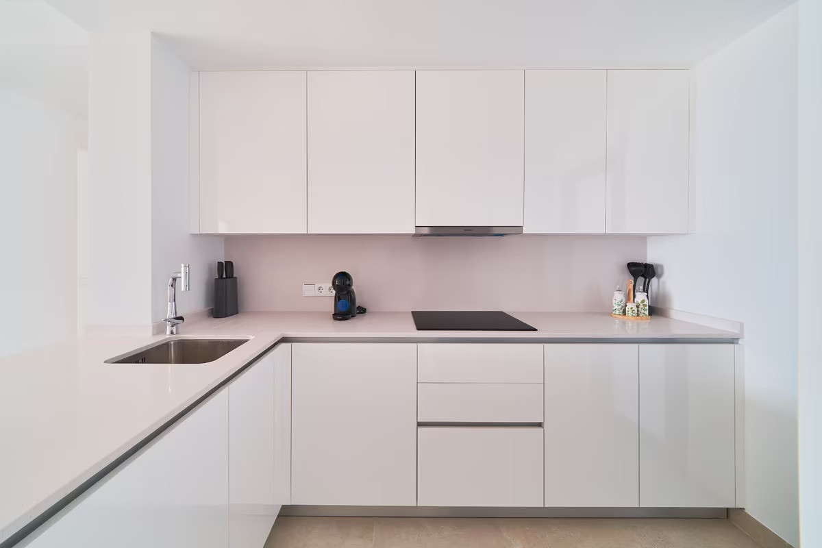 2 Bed Apartment for sale in Fuengirola Costa Del Sol, Málaga, Spain