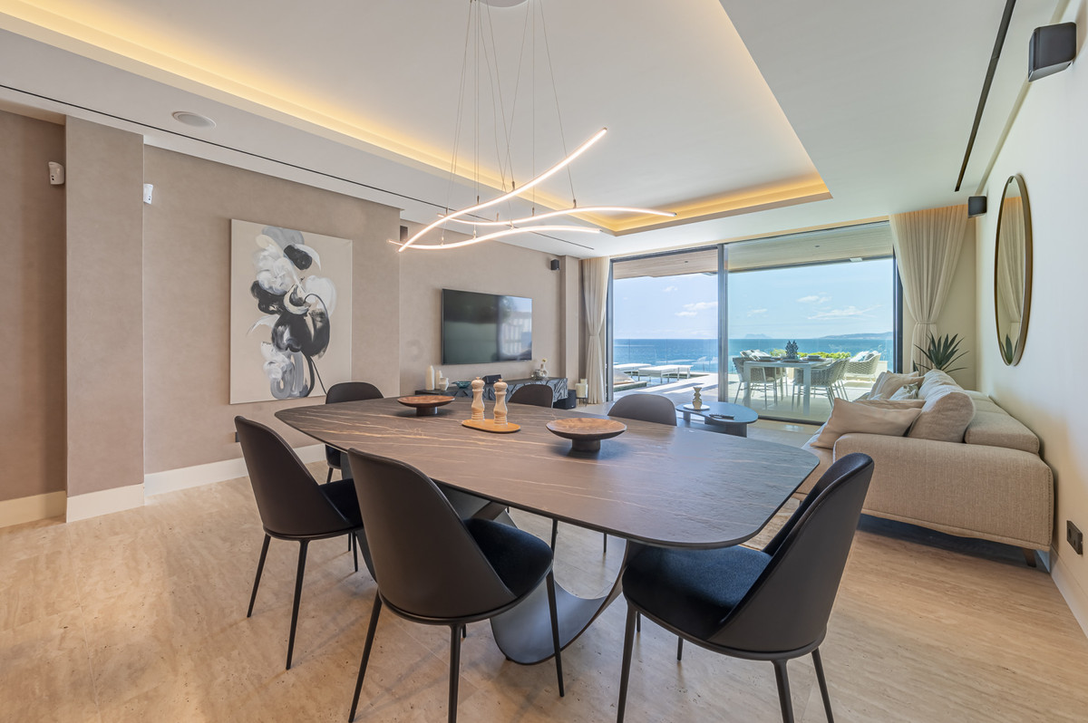 2 Bed Apartment for sale in Estepona Costa Del Sol, Málaga, Spain