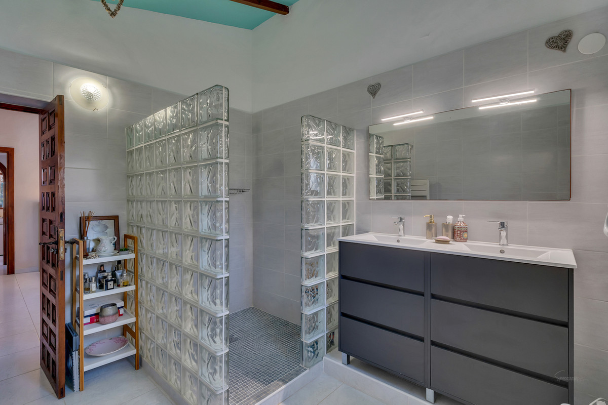 Se vende Finca - Cortijo de 3 dormitorios en Costa Blanca, Alicante, España