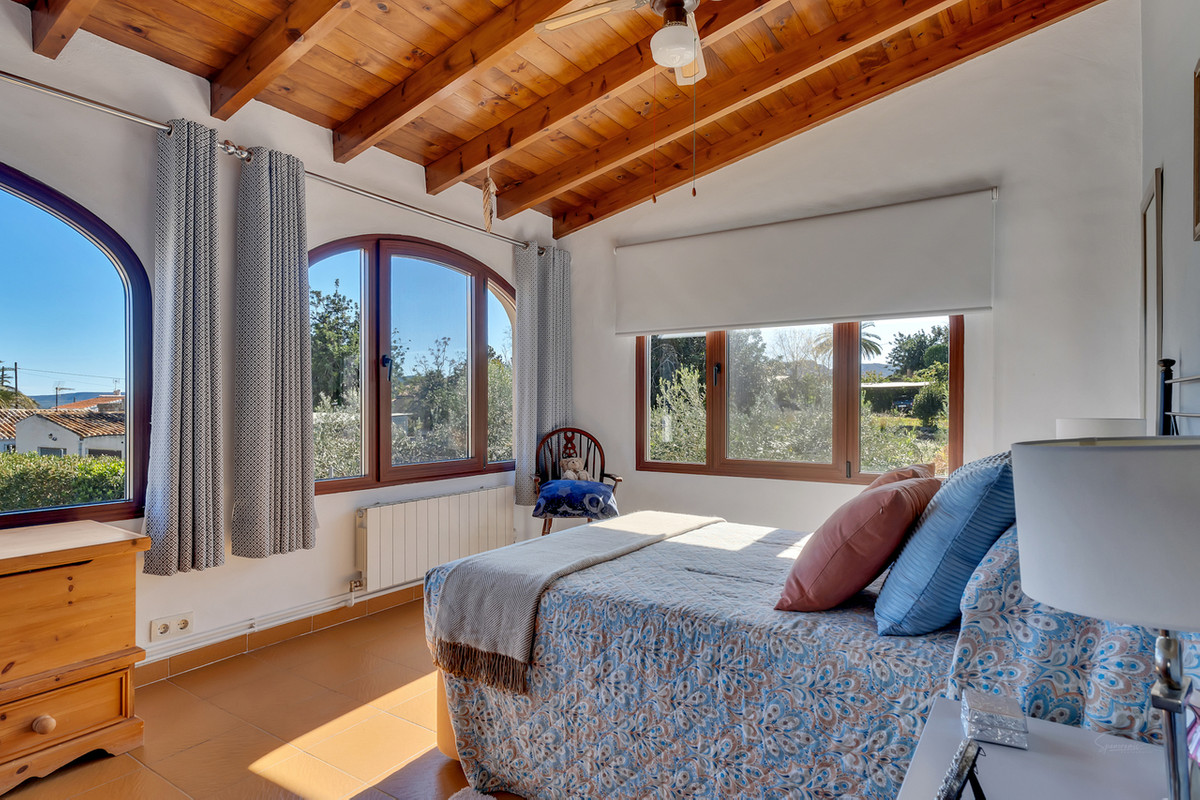 Se vende Finca - Cortijo de 3 dormitorios en Costa Blanca, Alicante, España