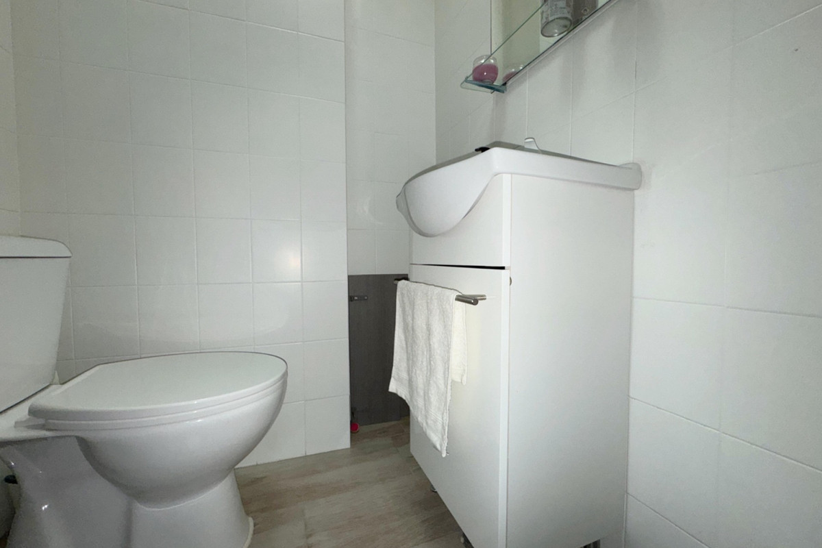 3 Bed Apartment for sale in Almoradi Costa Blanca, Alicante, Spain