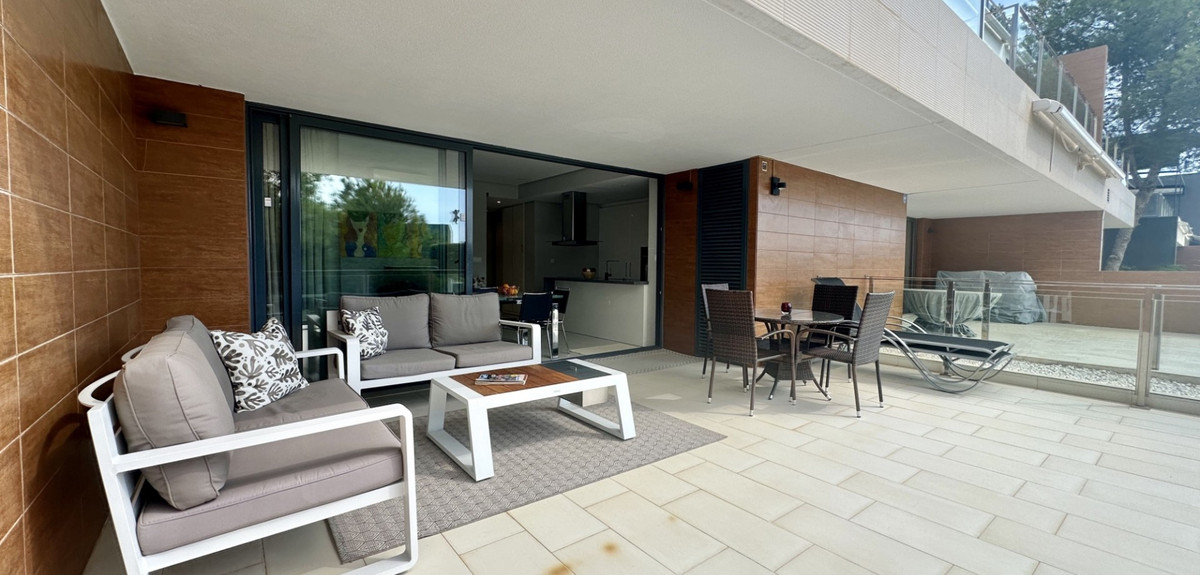 Se vende Apartamento Planta Baja de 2 dormitorios en Costa Blanca, Alicante, España
