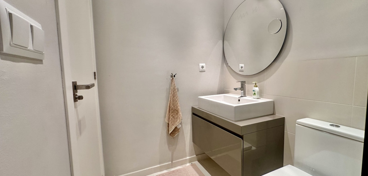 Se vende Apartamento Planta Baja de 2 dormitorios en Costa Blanca, Alicante, España