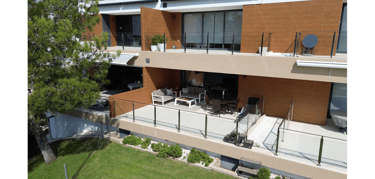 Se vende Apartamento Planta Baja de 2 dormitorios en Costa Blanca, Alicante, España