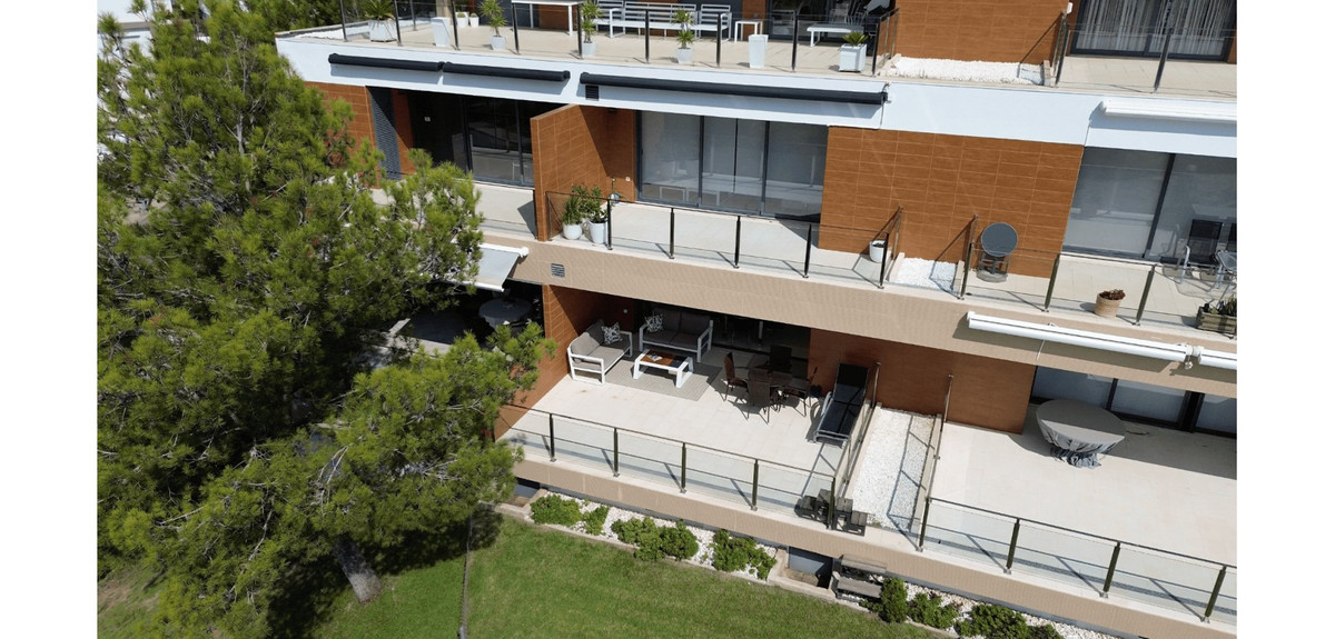 Se vende Apartamento Planta Baja de 2 dormitorios en Costa Blanca, Alicante, España