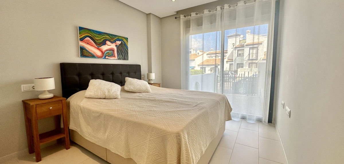 Se vende Apartamento Planta Baja de 2 dormitorios en Costa Blanca, Alicante, España