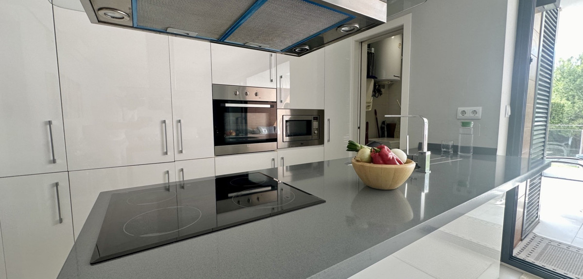 Se vende Apartamento Planta Baja de 2 dormitorios en Costa Blanca, Alicante, España