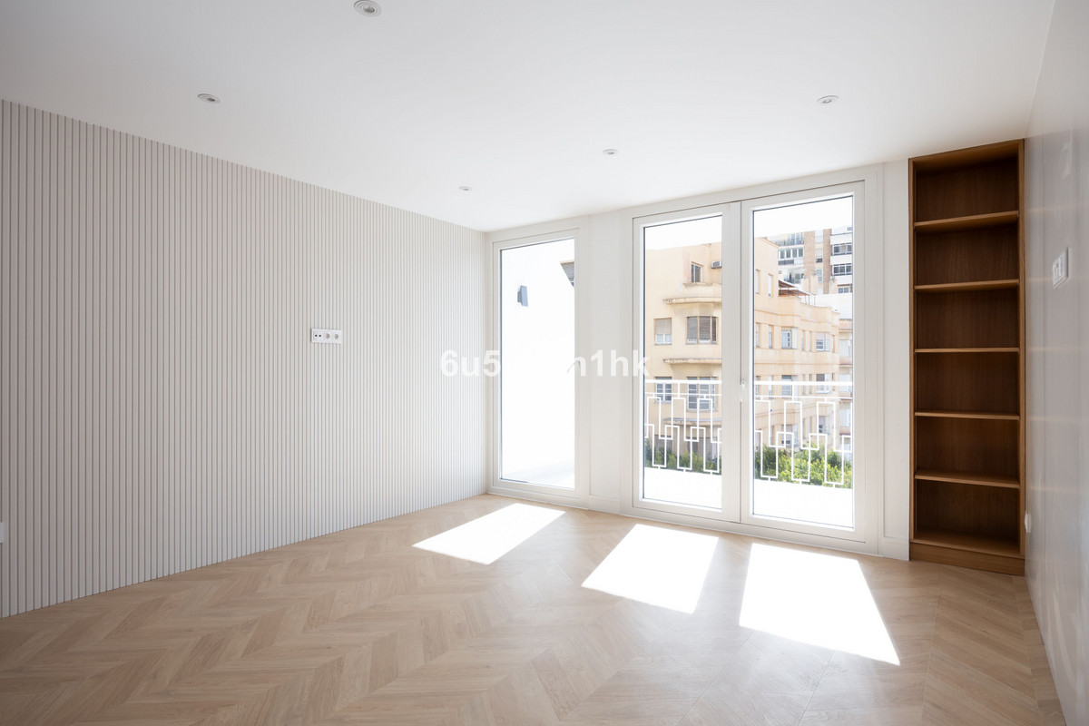Se vende Apartamento Planta Baja de 3 dormitorios en Costa Del Sol, Málaga, España