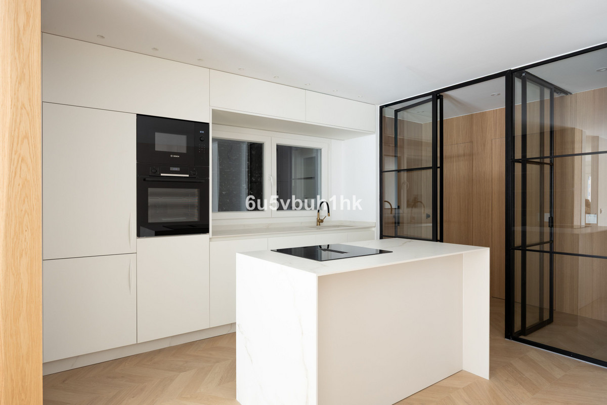 Se vende Apartamento Planta Baja de 3 dormitorios en Costa Del Sol, Málaga, España