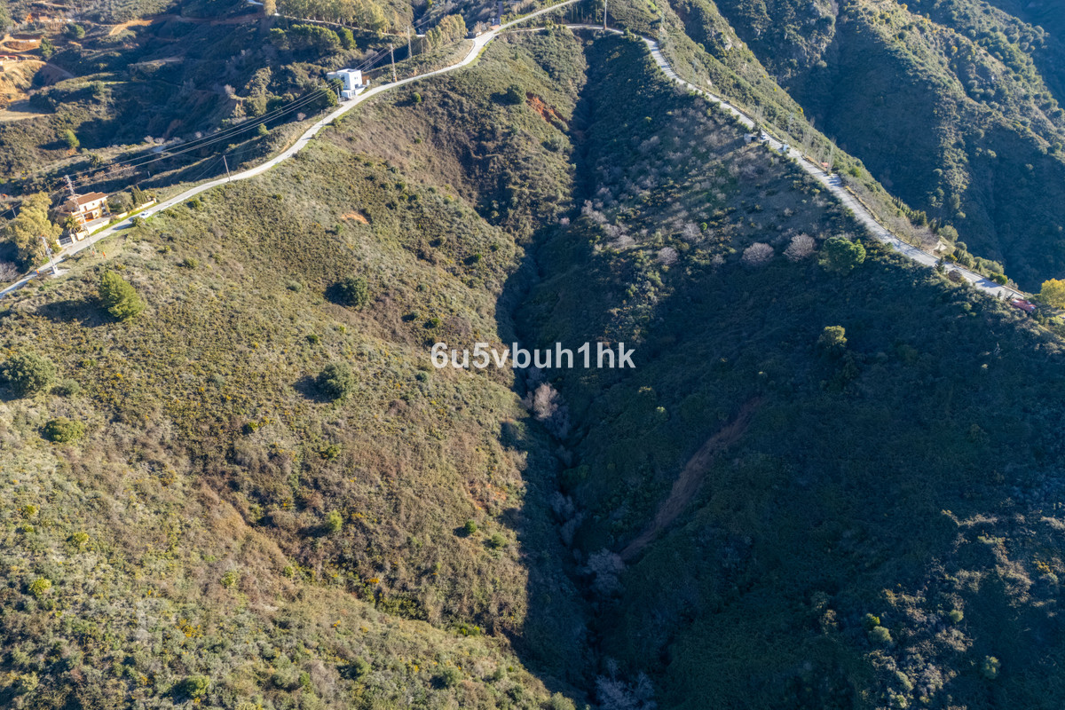 Plots for sale in Ojén Costa Del Sol, Málaga, Spain