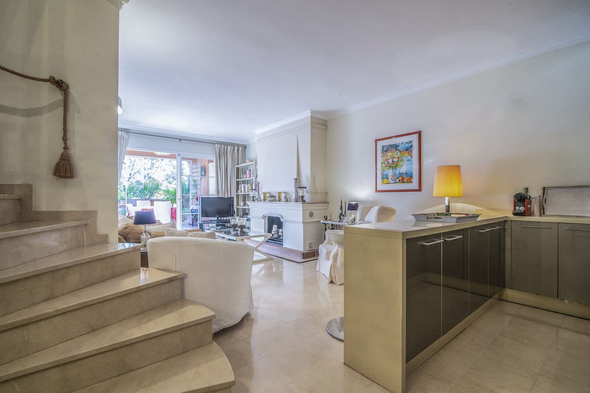3 Bed Apartment for sale in Nueva Andalucía Costa Del Sol, Málaga, Spain