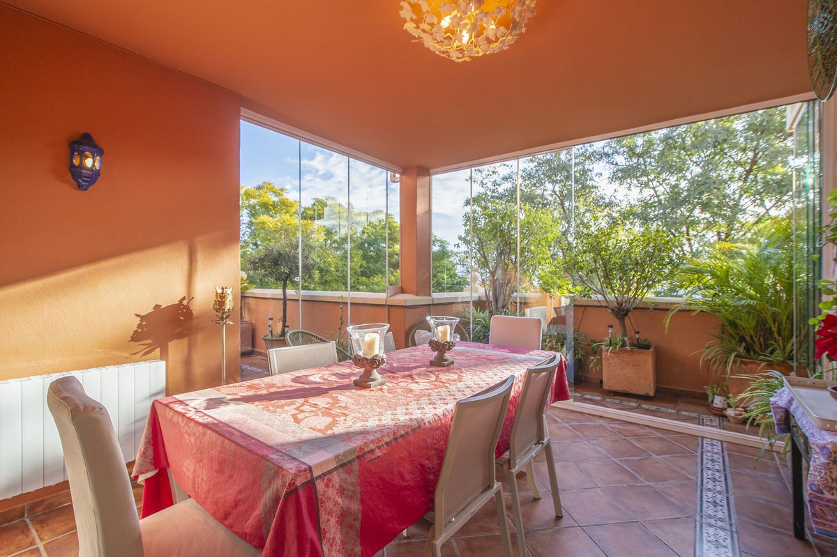 3 Bed Apartment for sale in Nueva Andalucía Costa Del Sol, Málaga, Spain