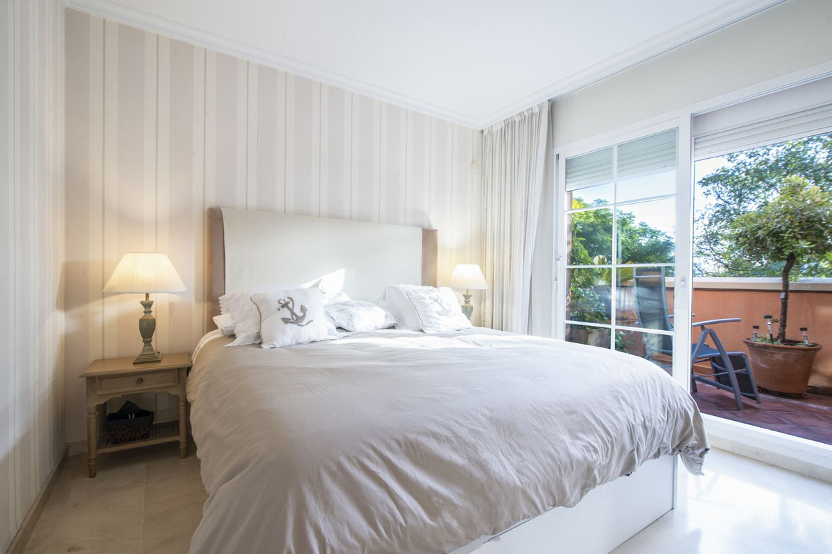 3 Bed Apartment for sale in Nueva Andalucía Costa Del Sol, Málaga, Spain