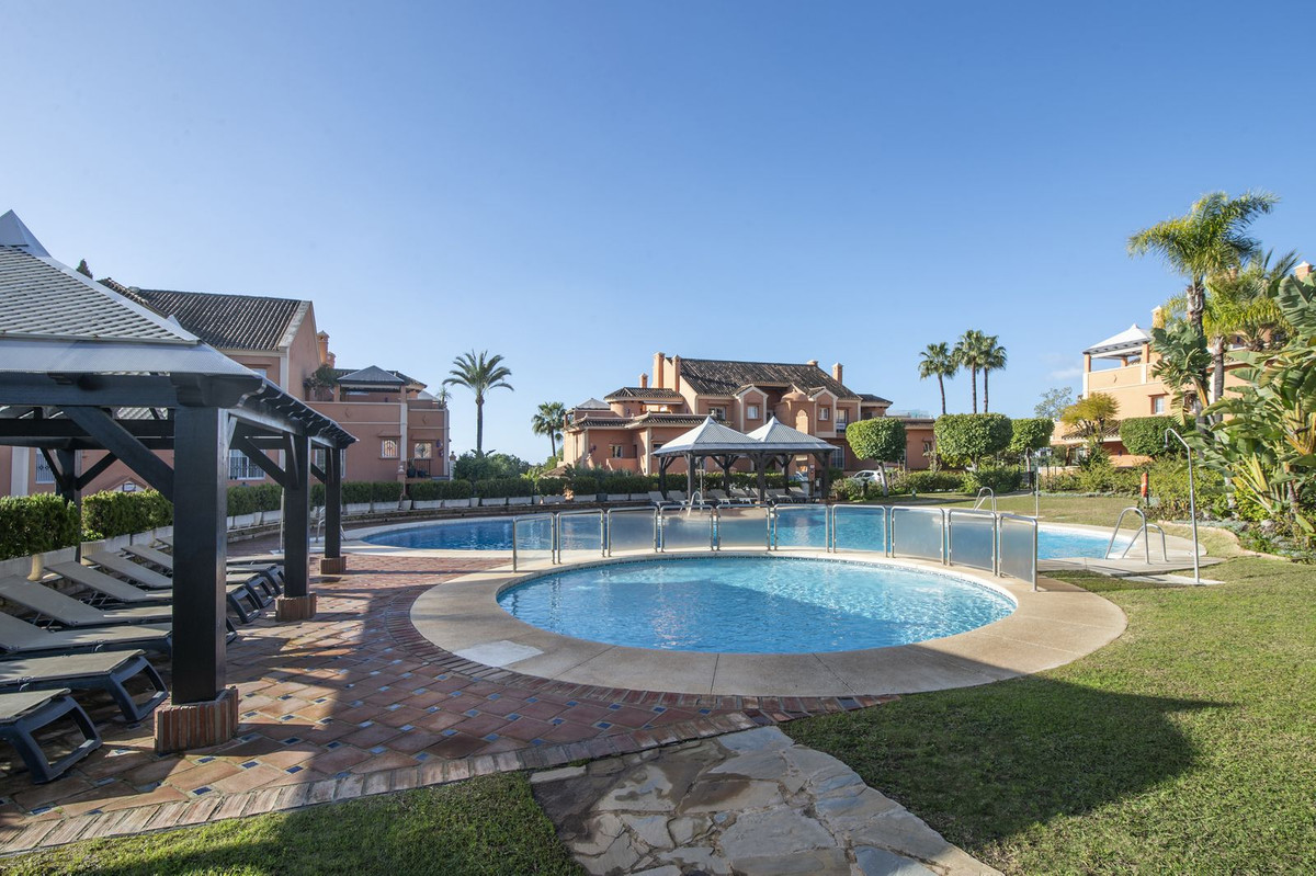 3 Bed Apartment for sale in Nueva Andalucía Costa Del Sol, Málaga, Spain