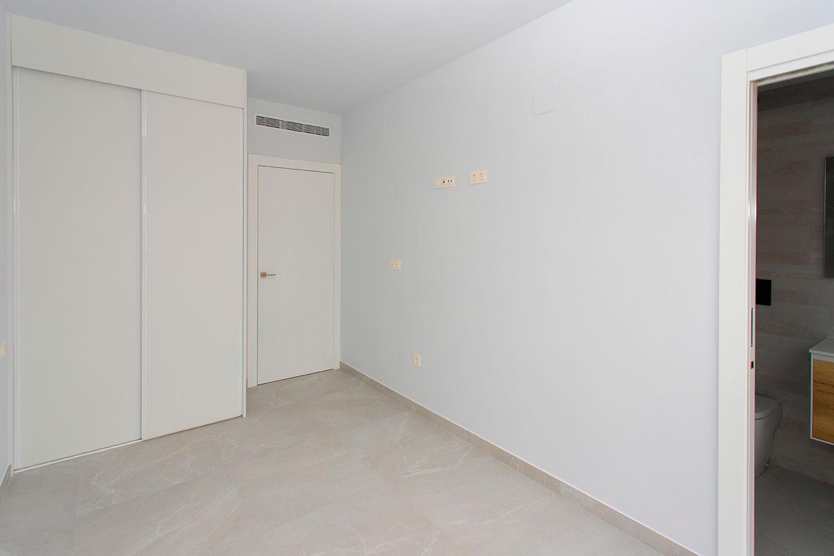 2 Bed Apartment for sale in Torrevieja Costa Blanca, Alicante, Spain