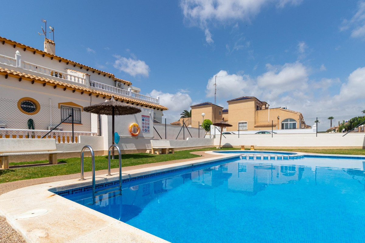 3 Bed Townhouse for sale in Los Altos Costa Blanca, Alicante, Spain