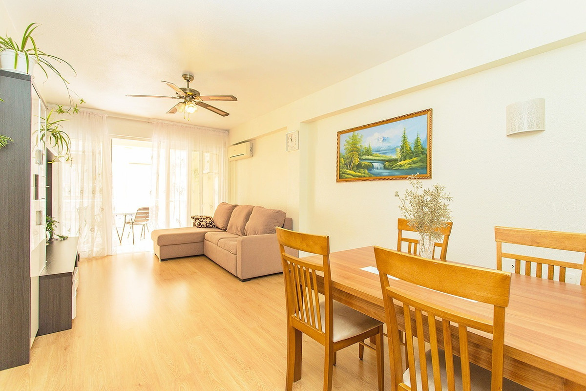3 Bed Apartment for sale in Playa Del Cura Costa Blanca, Alicante, Spain