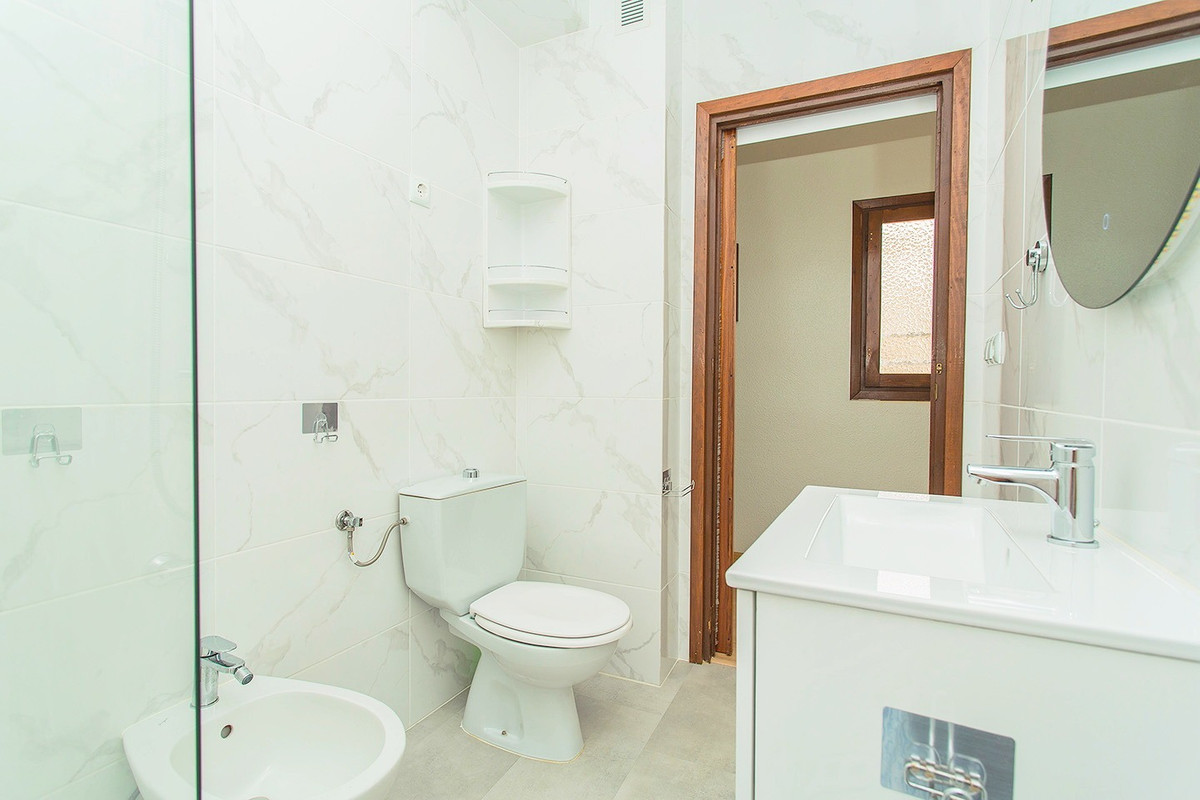 3 Bed Apartment for sale in Playa Del Cura Costa Blanca, Alicante, Spain