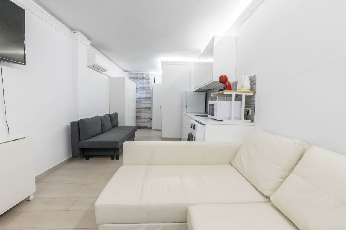Se vende Estudio en Planta Baja  en Costa Del Sol, Málaga, España