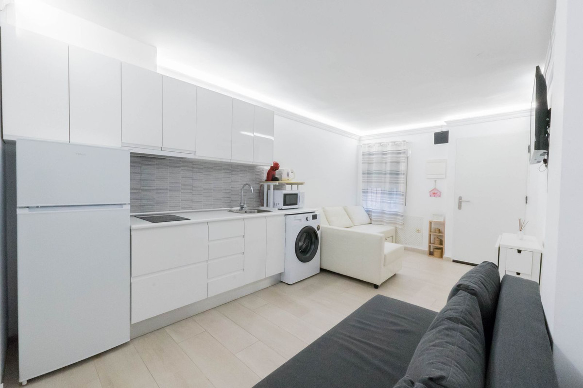 Se vende Estudio en Planta Baja  en Costa Del Sol, Málaga, España