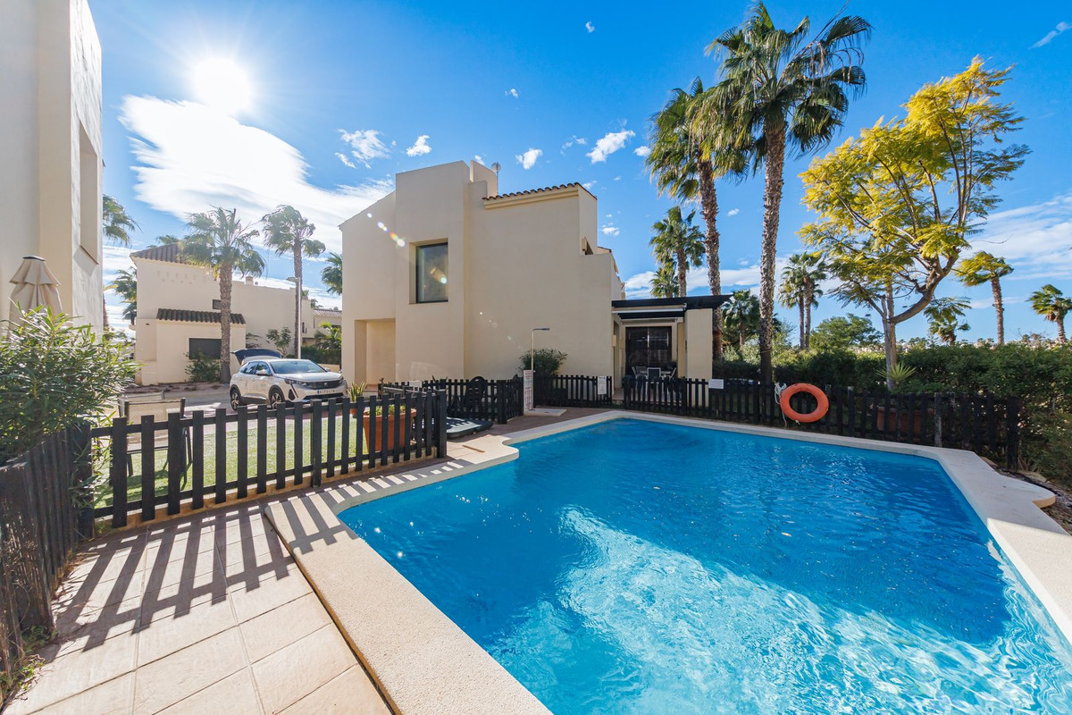 Se vende Adosada de 2 dormitorios en Costa Calida, Murcia, España