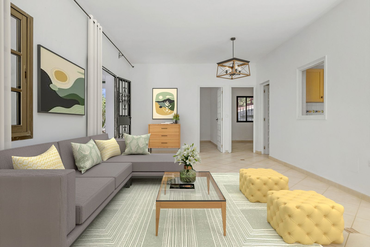 Se vende Villa - Chalet de 4 dormitorios en Costa Del Sol, Málaga, España