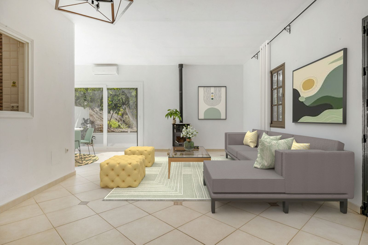 Se vende Villa - Chalet de 4 dormitorios en Costa Del Sol, Málaga, España