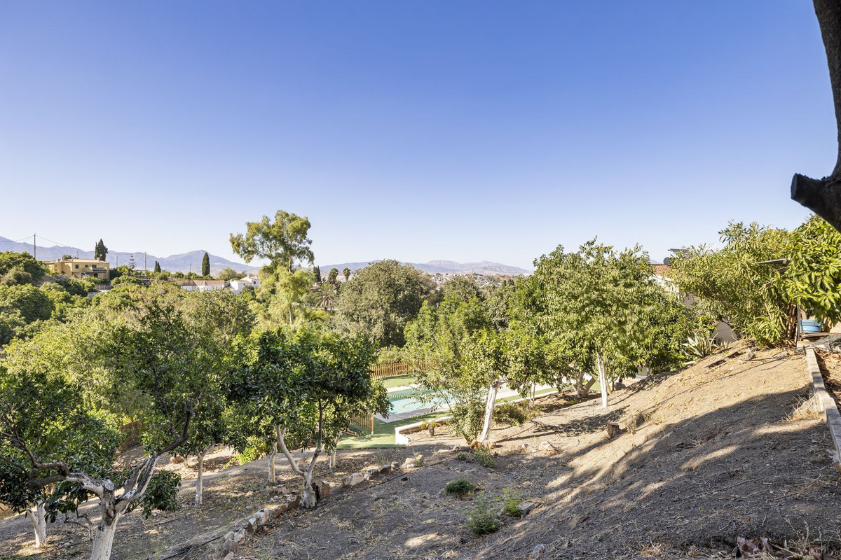 Se vende Villa - Chalet de 4 dormitorios en Costa Del Sol, Málaga, España