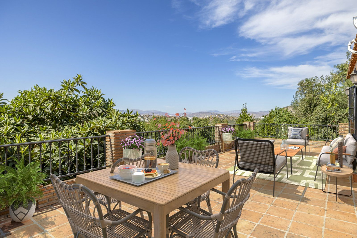 Se vende Villa - Chalet de 4 dormitorios en Costa Del Sol, Málaga, España