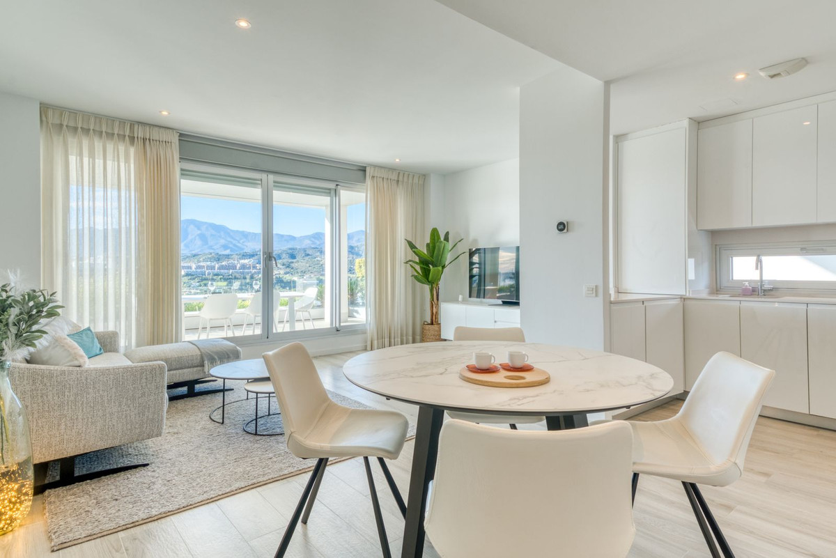 3 Bed Apartment for sale in Estepona Costa Del Sol, Málaga, Spain