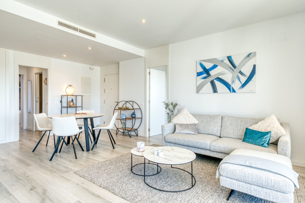 3 Bed Apartment for sale in Estepona Costa Del Sol, Málaga, Spain