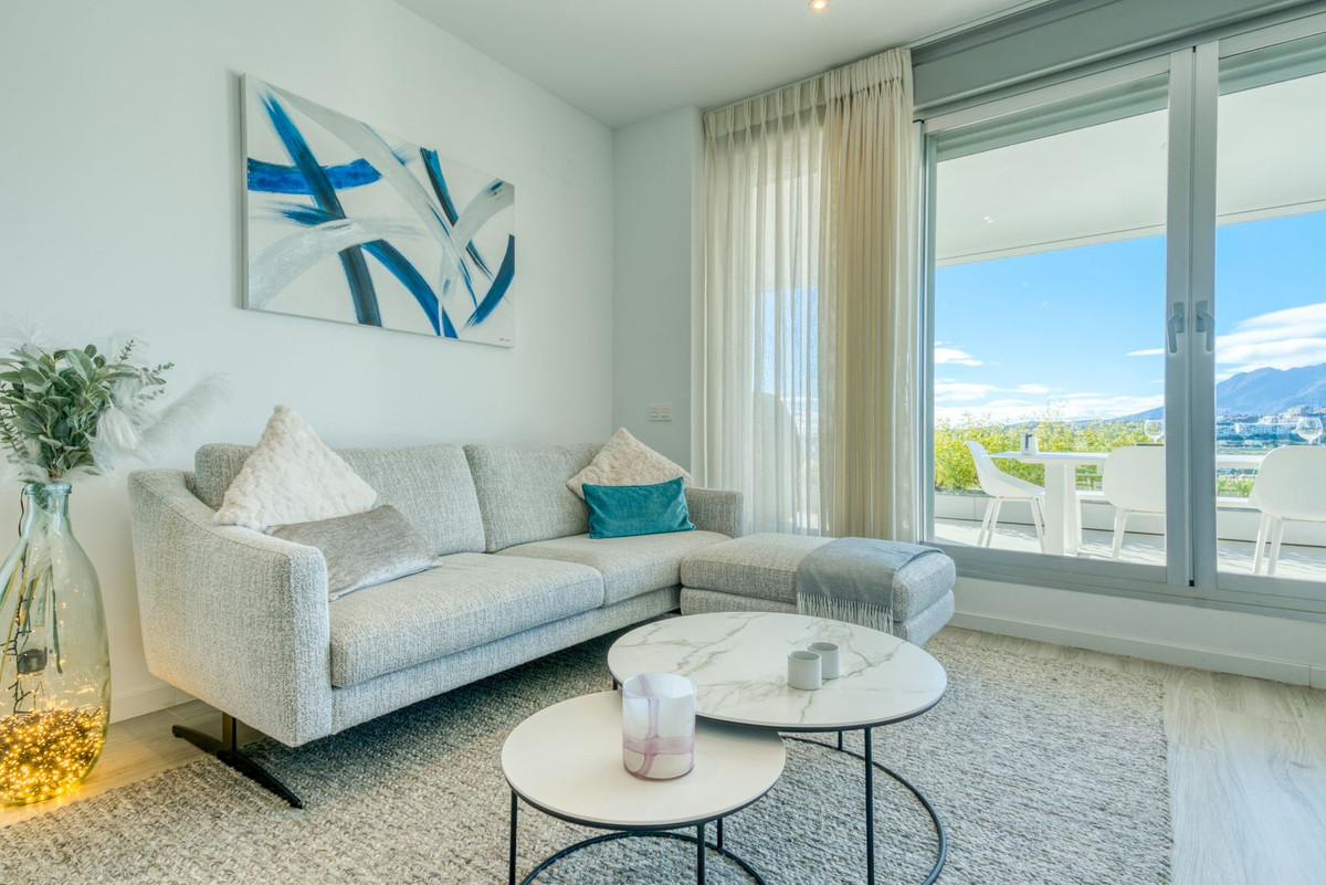 3 Bed Apartment for sale in Estepona Costa Del Sol, Málaga, Spain