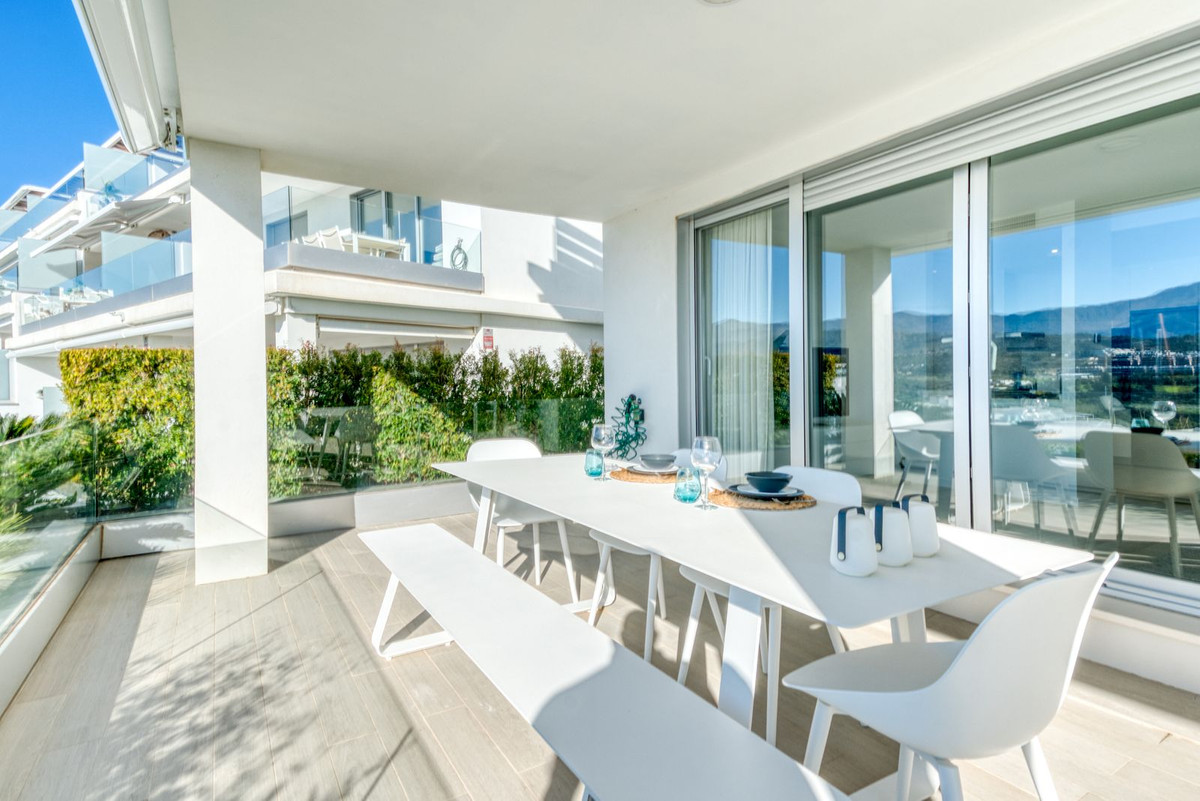 3 Bed Apartment for sale in Estepona Costa Del Sol, Málaga, Spain