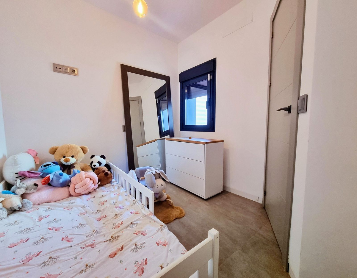 Se vende Pareada de 3 dormitorios en Costa Blanca, Alicante, España