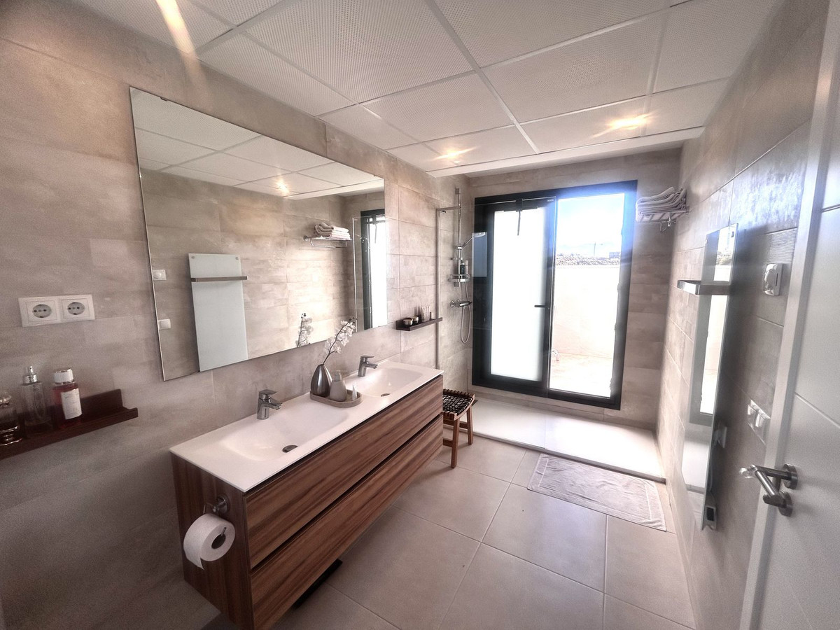 3 Bed Apartment for sale in Mijas Golf Costa Del Sol, Málaga, Spain