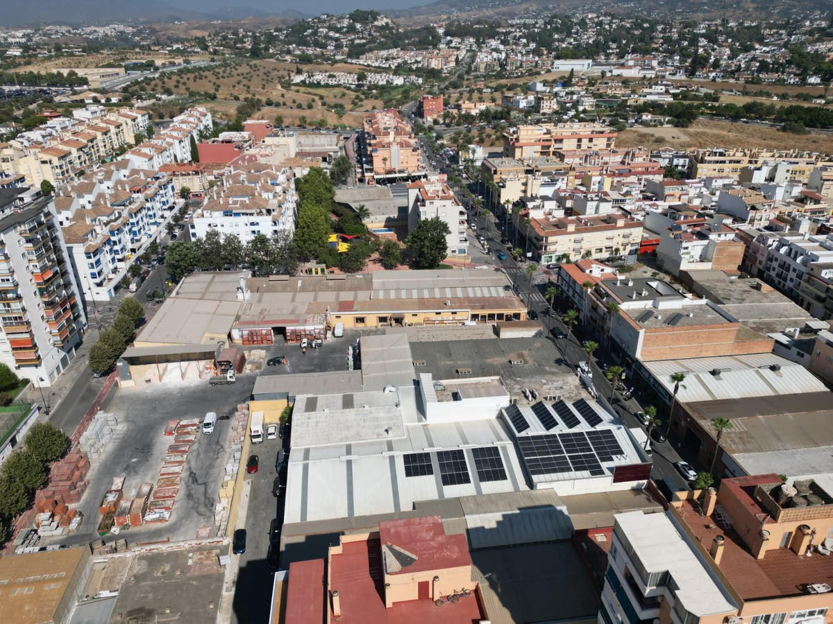 Commercial unit for sale in Fuengirola Costa Del Sol, Málaga, Spain